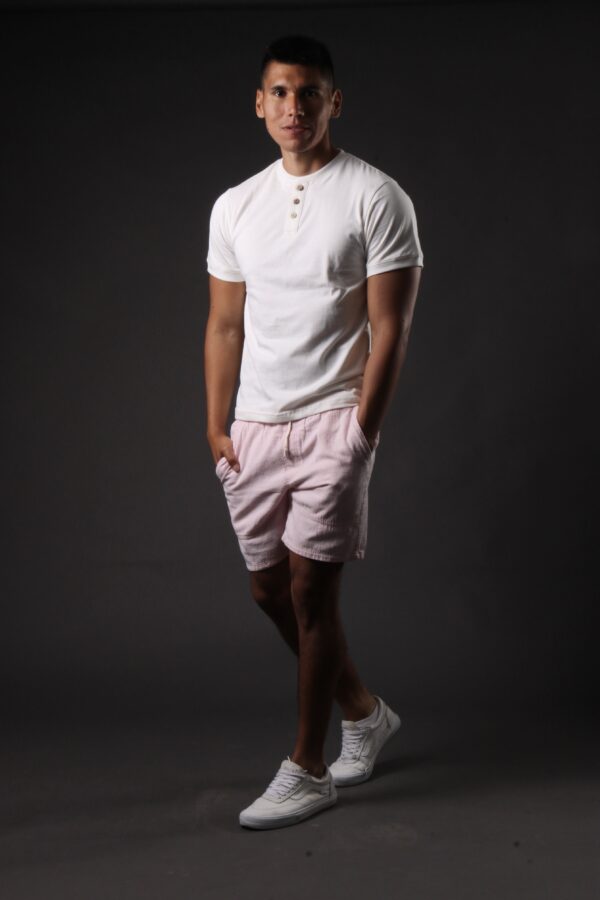 CBACE646-1320-4E72-83E8-68A8B5210F7B-14401-0000050E905E2E24 Remera Henley Tee